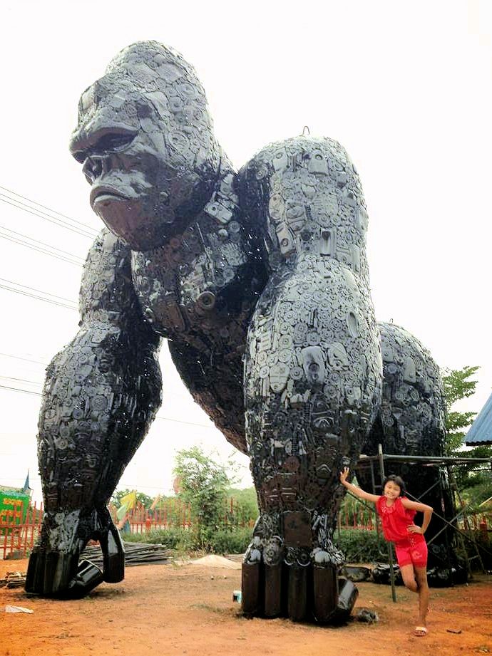 Photo of Large Custom Sculpture - Gorilla - by Tom Samui