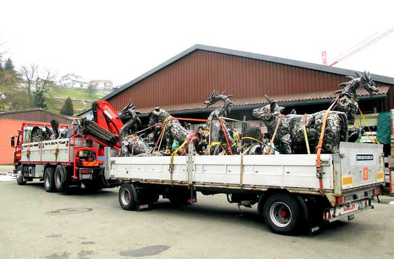 Photo of Large Custom Sculptures - Transport