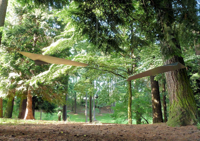 Large outdoor hanging mobile for sale - Modern art style - Image